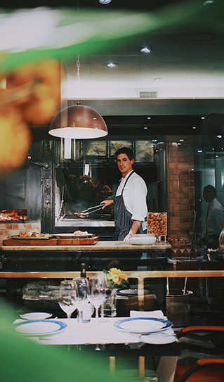 chef-preparing-food-in-the-kitchen